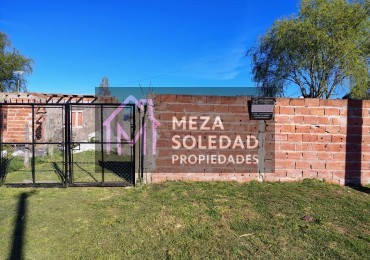 LOTE CON CIMIENTOS Y MONOAMBIENTE 